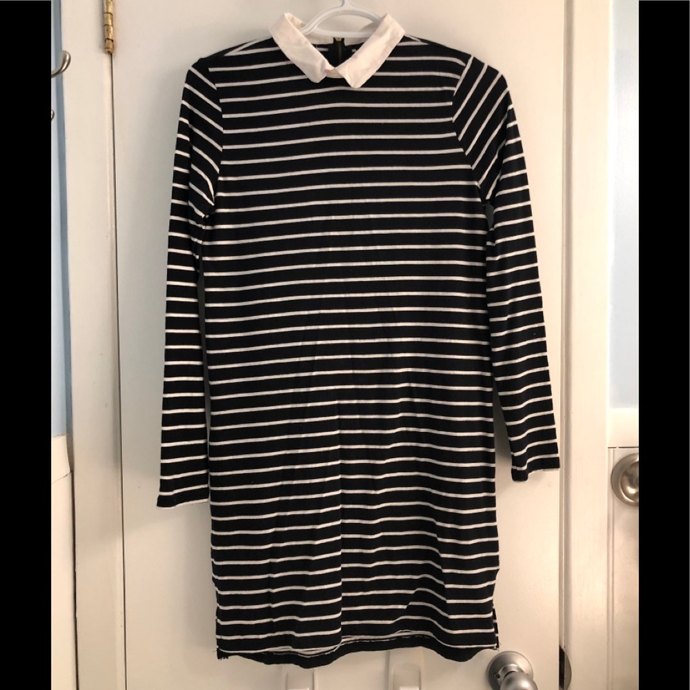 Slim fit navy zip up dress